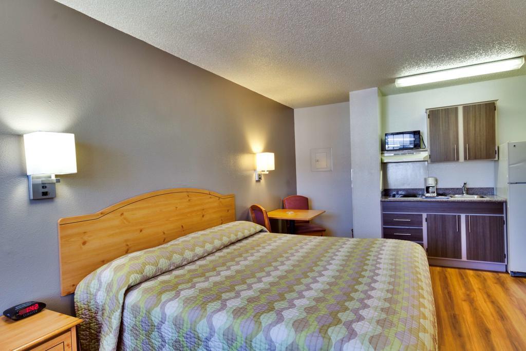 Studio 6-Dallas, Tx - Garland - Northeast ริชาร์ดสัน ภายนอก รูปภาพ